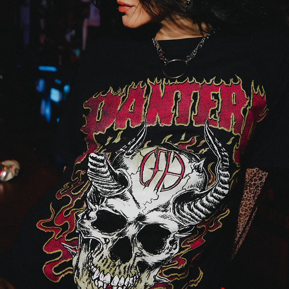 Smoking Skull T-Shirt (Glow In The Dark) - Image 3